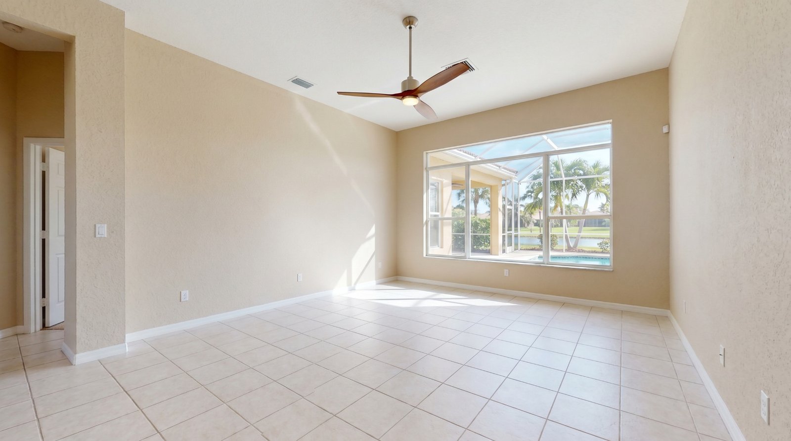 Empty living room before virtual staging